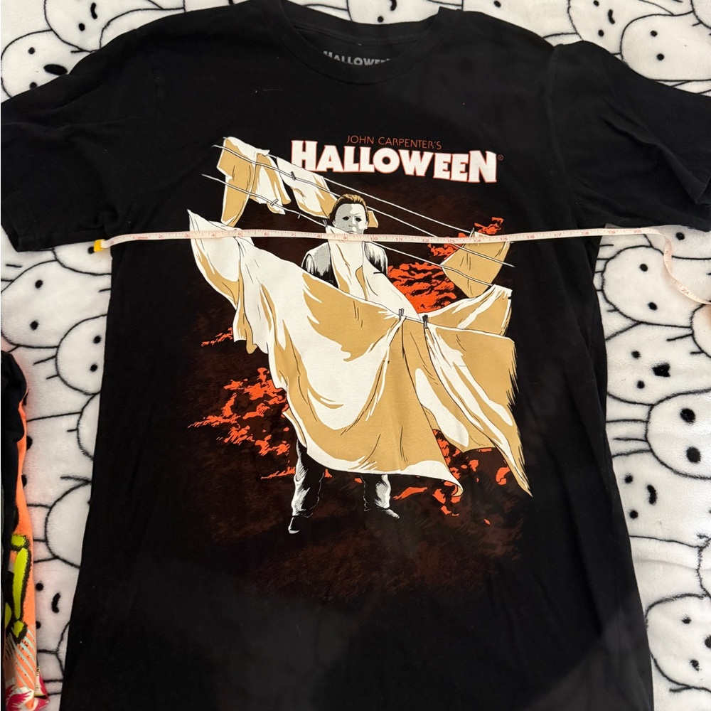 Terror Threads 1978 Halloween Michael Myers Sheet T-Shirt Men’s Medium